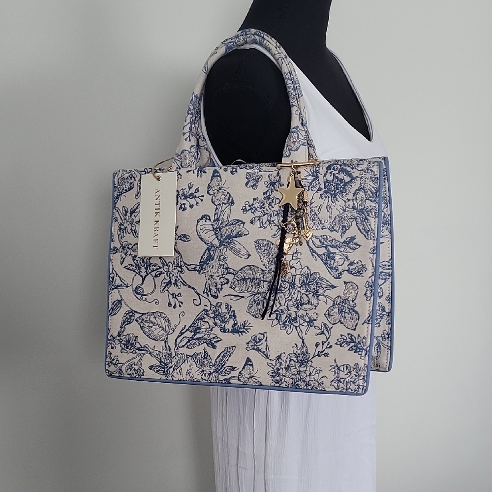 Antik Kraft Blue and Cream Botanical Tote